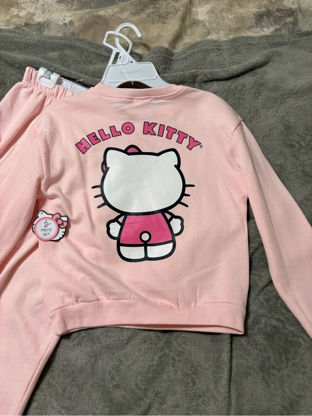 Hello Kitty Light Pink Girls' Set with Character Print